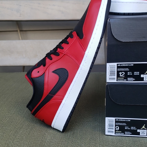 AIR JORDAN 1 LOW - Picture 16 of 17